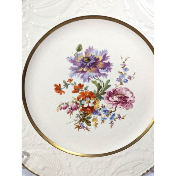Steubenville Ivory Dinner Plate Spring Floral Embossed 10.5-in Gold Trim Vintage - Picture 3 of 6